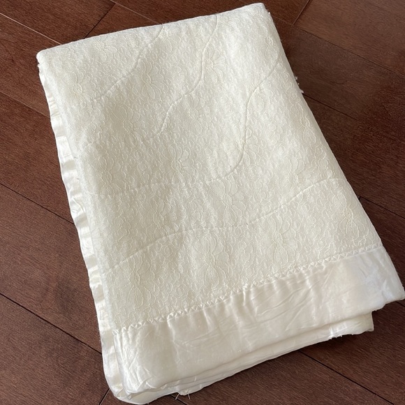 Vintage Baby Blanket - Picture 4 of 6